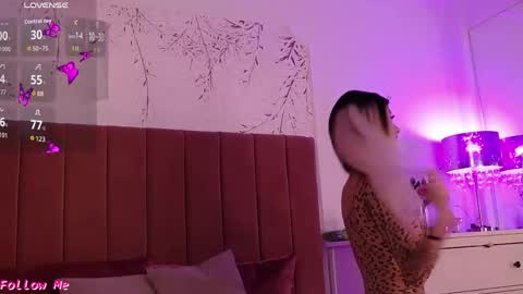 Pinky online show from 05-17-26, 06:59