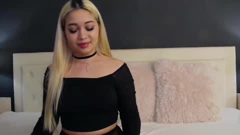  Pink  online show from 02-14-25, 02:33