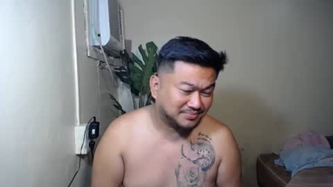 Snapshot of pinoy041087 chatting on 10-12-25, 10:58 pinoy041087 online show from 10-12-25, 10:58
