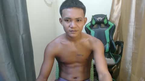 pinoy_fucker18 online show from 04-11-26, 06:29