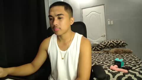 Adrianne online show from 10-04-25, 11:58