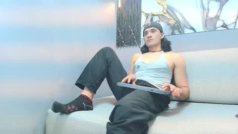 Snapshot of pint_geto chatting on 12-16-25, 04:39 pint_geto online show from 12-16-25, 04:39