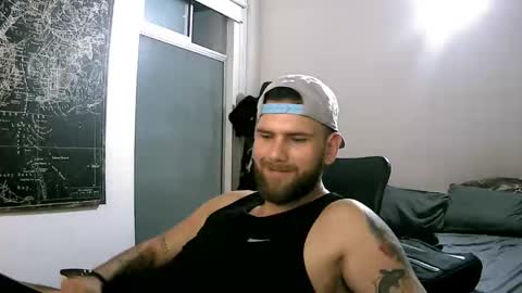 Snapshot of pipe1203 chatting on 11-12-25, 10:41 pipe1203 online show from 11-12-25, 10:41