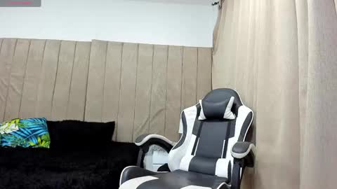 Snapshot of pipe_hot04 chatting on 05-22-26, 03:13 pipe hot04 online show from 05-22-26, 03:13