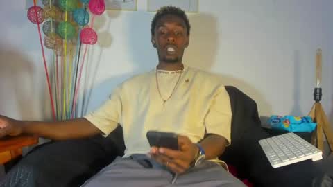 Snapshot of pipe_monstercock1 chatting on 05-26-26, 07:32 P I P E - M O NS T E R C O C K online show from 05-26-26, 07:32