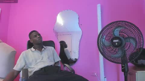 Snapshot of pipeking20 chatting on 02-22-26, 11:09 P I P E online show from 02-22-26, 11:09