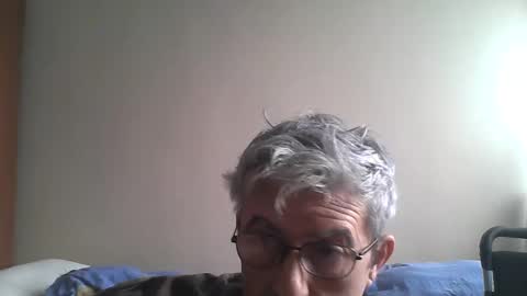 pipi2704 online show from 02-15-25, 12:01