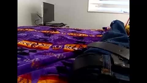 pirahna1012 online show from 03-25-26, 11:55