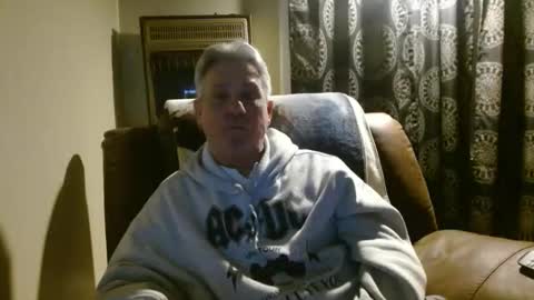 Snapshot of pirate334 chatting on 03-19-26, 02:48 pirate334 online show from 03-19-26, 02:48