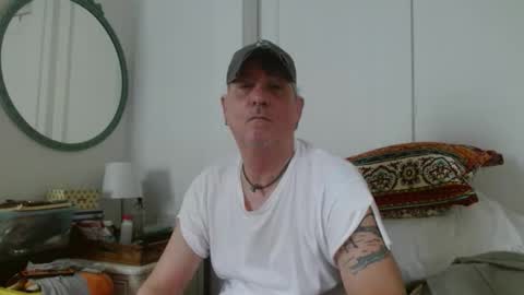 Snapshot of pirate334 chatting on 04-02-26, 07:44 pirate334 online show from 04-02-26, 07:44