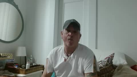 Snapshot of pirate334 chatting on 04-04-26, 12:20 pirate334 online show from 04-04-26, 12:20