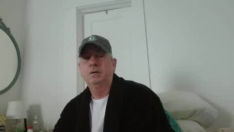 Snapshot of pirate334 chatting on 04-08-26, 03:01 pirate334 online show from 04-08-26, 03:01