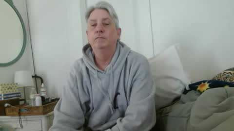 Snapshot of pirate334 chatting on 04-20-26, 06:53 pirate334 online show from 04-20-26, 06:53