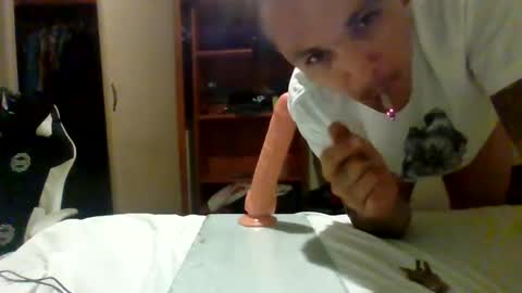 Snapshot of piratefuckinradioshow chatting on 10-07-25, 11:40 piratefuckinradioshow online show from 10-07-25, 11:40