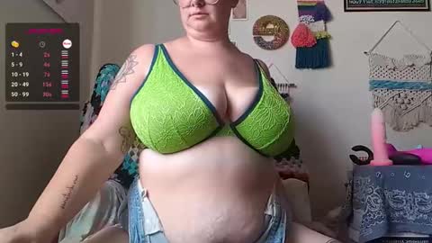 Em online show from 12-14-24, 09:13