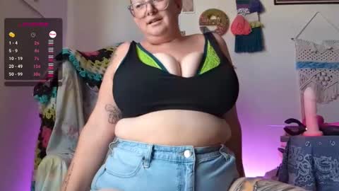 Em online show from 01-02-25, 08:46