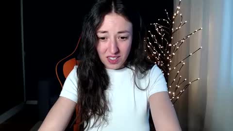 piscesgirl06 online show from 12-04-24, 06:33