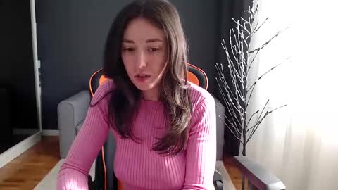 piscesgirl06 online show from 02-18-25, 08:59