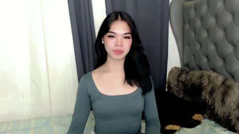 The Girl Named Eyve online show from 02-07-25, 04:24