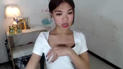 The Girl Named Eyve online show from 11-16-25, 03:12