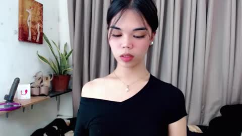 The Girl Named Eyve online show from 03-19-26, 06:01