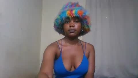 Snapshot of pixie_roman chatting on 01-02-25, 10:37 Majesty online show from 01-02-25, 10:37