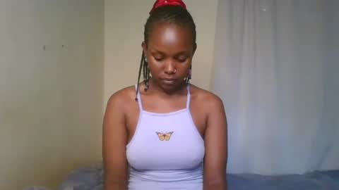 Snapshot of pixie_roman chatting on 02-04-25, 12:22 Majesty online show from 02-04-25, 12:22
