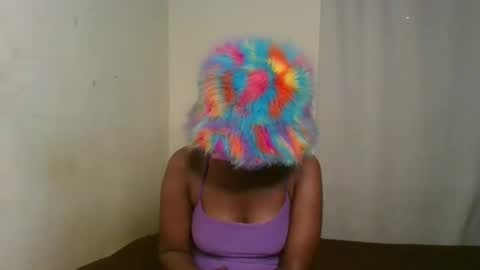 Snapshot of pixie_roman chatting on 02-11-25, 09:53 Majesty online show from 02-11-25, 09:53