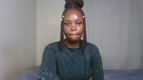 Snapshot of pixie_roman chatting on 02-26-25, 02:59 Majesty online show from 02-26-25, 02:59
