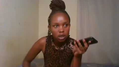 Snapshot of pixie_roman chatting on 03-07-25, 03:28 Majesty online show from 03-07-25, 03:28