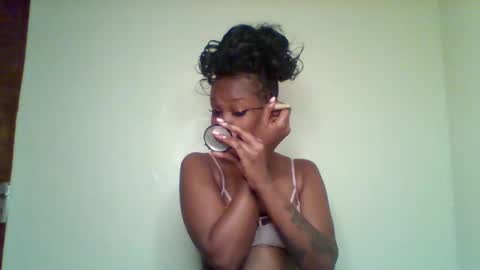 Majesty online show from 04-11-26, 10:19