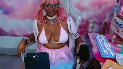 Thekawaiidomme online show from 01-17-25, 02:28