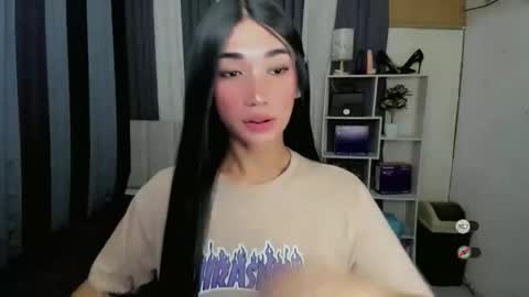 Snapshot of pixiedoll_ chatting on 05-18-26, 05:46 pixiedoll_ online show from 05-18-26, 05:46