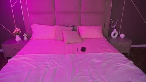 pixiehott online show from 11-20-25, 09:14