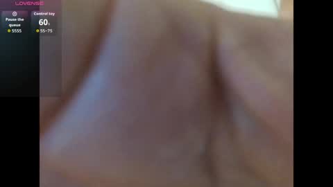 Snapshot of pixieluxxx chatting on 05-05-26, 03:42 PixieLuxXx online show from 05-05-26, 03:42