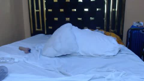 Snapshot of pixietease1 chatting on 03-29-26, 05:40 pixietease1 online show from 03-29-26, 05:40