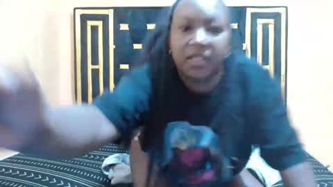 Snapshot of pixietease1 chatting on 04-04-26, 02:10 pixietease1 online show from 04-04-26, 02:10