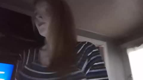 pizzedwife online show from 05-22-26, 02:22