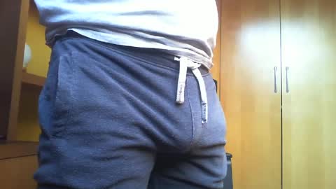 Snapshot of pl4yer21 chatting on 06-29-26, 05:13 pl4yer21 online show from 06-29-26, 05:13
