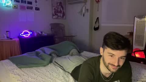 Snapshot of placebo14 chatting on 12-24-24, 12:11 placebo14 online show from 12-24-24, 12:11