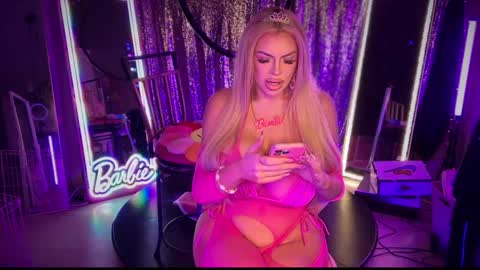 Dumb bimbo fuck doll online show from 01-20-25, 12:57