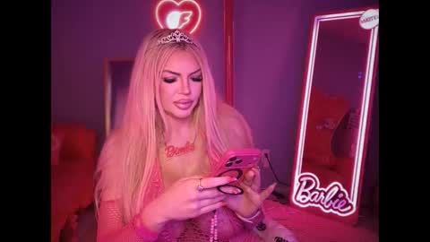 Dumb bimbo fuck doll online show from 09-24-25, 10:57