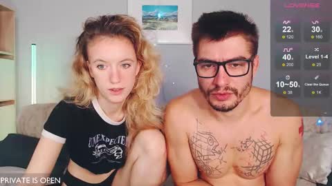 Snapshot of play_me_softly chatting on 10-15-25, 07:08 play_me_softly online show from 10-15-25, 07:08