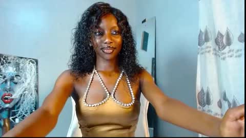 Snapshot of playboypetit chatting on 01-20-25, 10:04 playboypetit online show from 01-20-25, 10:04