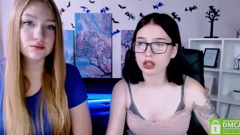 Snapshot of playful_sophie chatting on 12-20-24, 02:05 Sophie online show from 12-20-24, 02:05