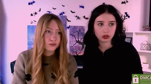 Snapshot of playful_sophie chatting on 12-23-24, 10:42 Sophie online show from 12-23-24, 10:42