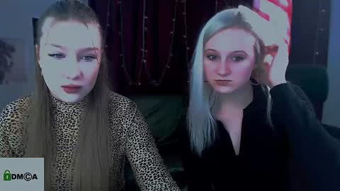 Snapshot of playful_sophie chatting on 01-10-25, 10:28 Sophie online show from 01-10-25, 10:28