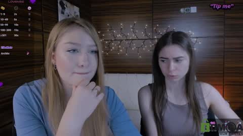 Snapshot of playful_sophie chatting on 01-27-25, 08:28 Sophie online show from 01-27-25, 08:28