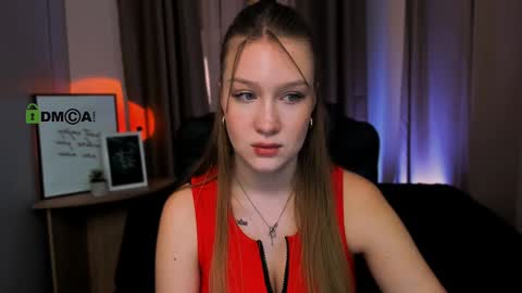 Snapshot of playful_sophie chatting on 01-30-25, 04:55 Sophie online show from 01-30-25, 04:55
