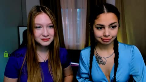 Snapshot of playful_sophie chatting on 02-07-25, 11:23 Sophie online show from 02-07-25, 11:23